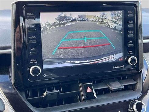 Used 2022 Toyota Corolla LE image 34