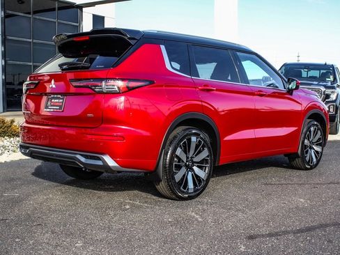 New 2026 Mitsubishi Outlander SEL image 6