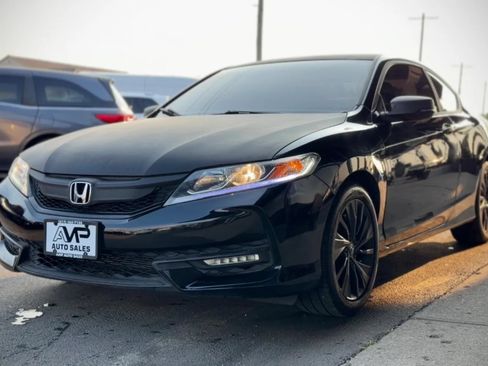 Used 2016 Honda Accord EX image 5