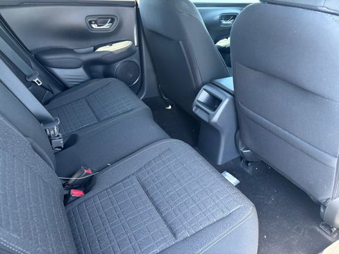 New 2026 Honda HR-V LX image 8