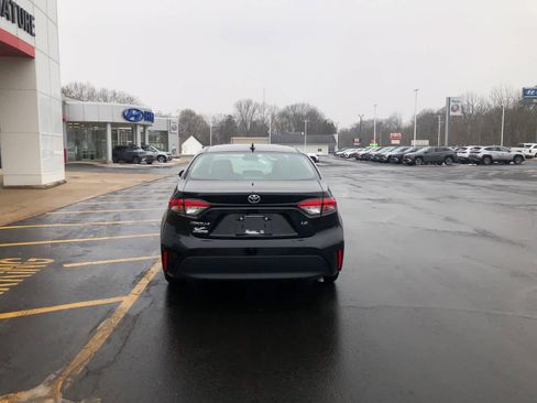 Certified 2024 Toyota Corolla LE image 6