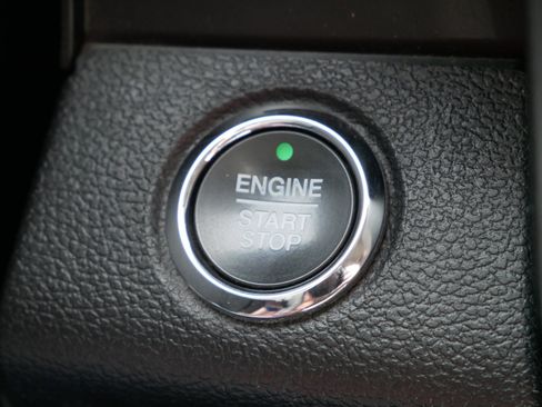 Used 2019 Ford F150 Lariat w/ Equipment Group 502A Luxury image 29