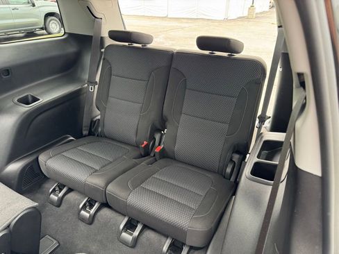 Used 2023 GMC Acadia SLE w/ Driver Convenience Package AWD/4WD image 27
