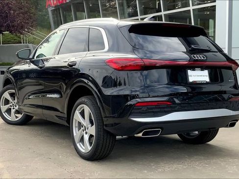New 2025 Audi Q5 Premium Plus image 3