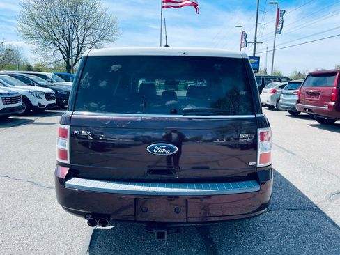 Used 2011 Ford Flex SEL w/ Rapid Spec Order Code AWD/4WD image 5