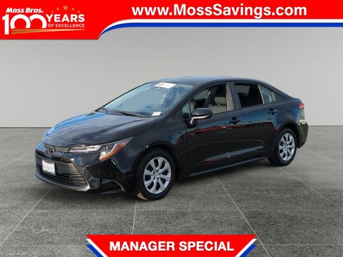 Certified 2025 Toyota Corolla LE image 1