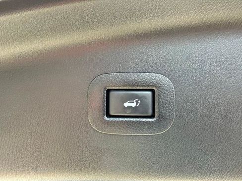 Used 2018 INFINITI QX80 4WD image 31