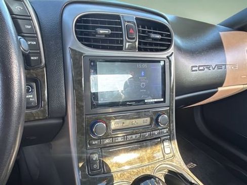 Used 2007 Chevrolet Corvette Convertible w/ Preferred Equipment Group image 24