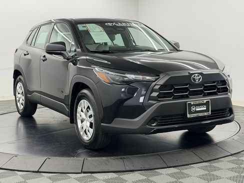 Used 2026 Toyota Corolla Cross L FWD image 8