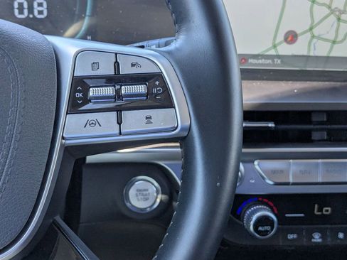 Used 2025 Kia Telluride S image 17