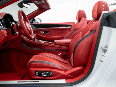 Used 2022 Bentley Continental GT Speed image 46