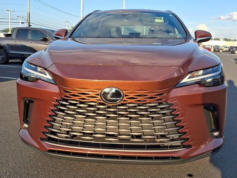 Used 2025 Lexus RX 350h w/ Accessory Package AWD/4WD image 2