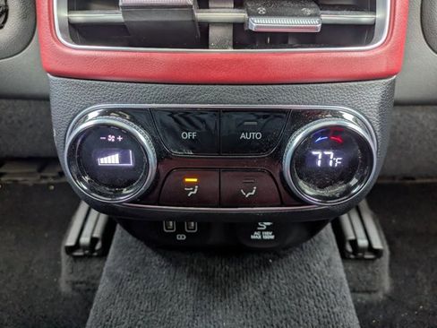 Used 2023 Genesis GV70 2.5T w/ Sport Prestige Package image 18