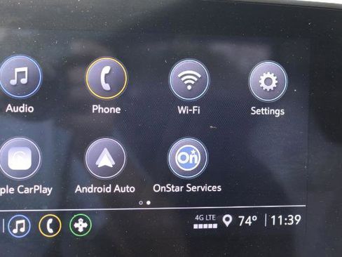 Used 2024 Chevrolet Trax RS FWD image 12