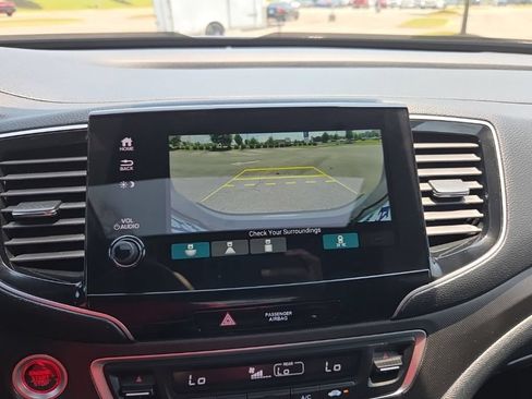 Used 2023 Honda Passport TrailSport image 28