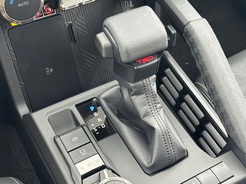 New 2026 Toyota 4Runner TRD Off-Road Premium AWD/4WD image 25