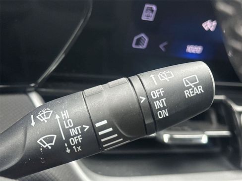 Used 2026 Chevrolet TrailBlazer LT w/ LT Cold Weather Package AWD/4WD image 27