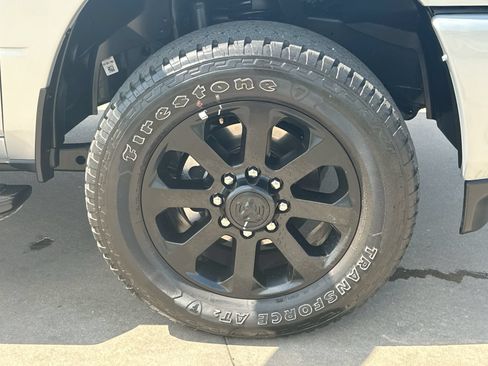 Used 2026 RAM 2500 Big Horn AWD/4WD image 10