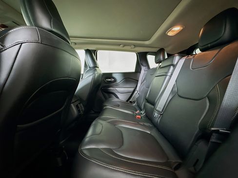 Used 2016 Jeep Cherokee Limited w/ Technology Group image 29