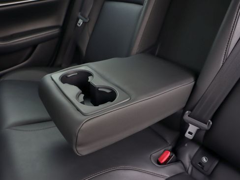 Used 2020 MAZDA MAZDA3 Select Package image 24