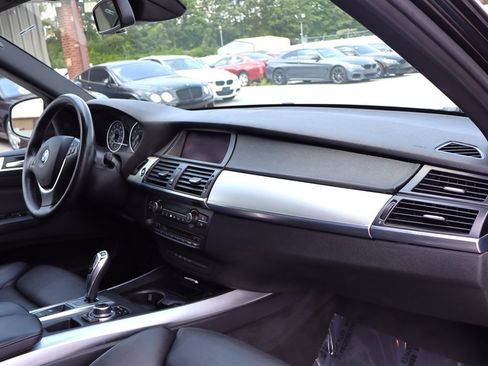 Used 2013 BMW X5 xDrive50i AWD/4WD image 17