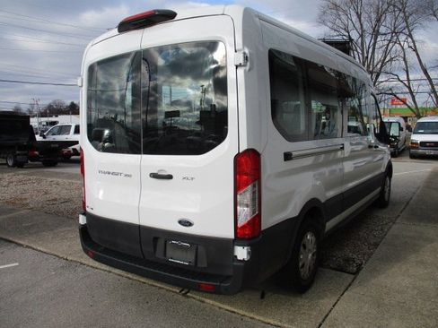Used 2023 Ford Transit 350 XLT image 4