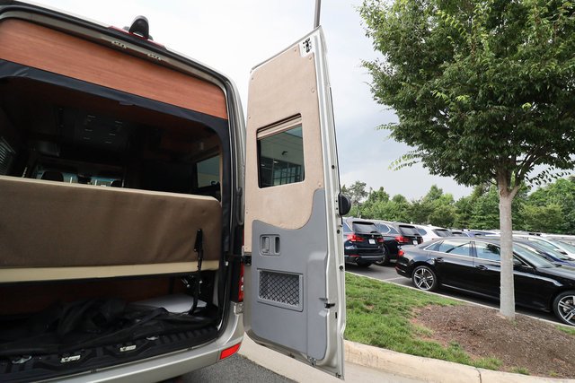 Used 2014 Mercedes-Benz Sprinter 3500 image 33