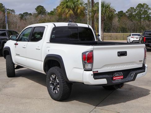 Used 2022 Toyota Tacoma TRD Off-Road w/ Technology Package image 20
