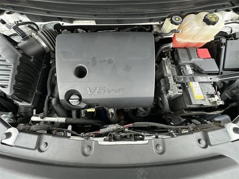 Used 2020 Chevrolet Traverse LS w/ LPO, Blackout Package image 25