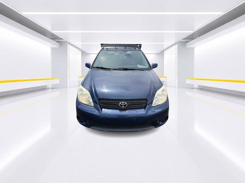 Used 2005 Toyota Matrix FWD image 1