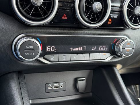 Used 2023 Nissan Sentra SR w/ Electronics Package image 22