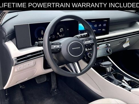 Used 2025 Hyundai Tucson SEL image 13