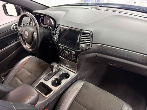 Used 2021 Jeep Grand Cherokee Laredo X AWD/4WD image 26