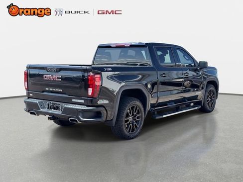 Used 2022 GMC Sierra 1500 Elevation w/ X31 Off-Road Package AWD/4WD image 3