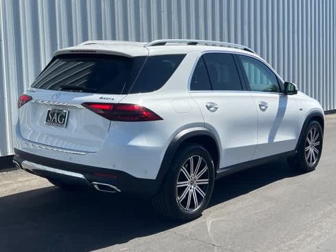 Certified 2025 Mercedes-Benz GLE 450e 4MATIC image 6