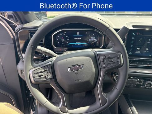 New 2026 Chevrolet Silverado 2500 ZR2 w/ LPO, Dark Essentials Package AWD/4WD image 18