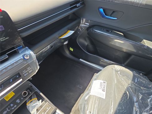 New 2026 Hyundai Kona SEL Premium AWD/4WD image 19