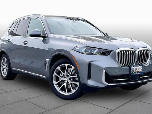 Used 2026 BMW X5 xDrive40i w/ Executive Package AWD/4WD image 2