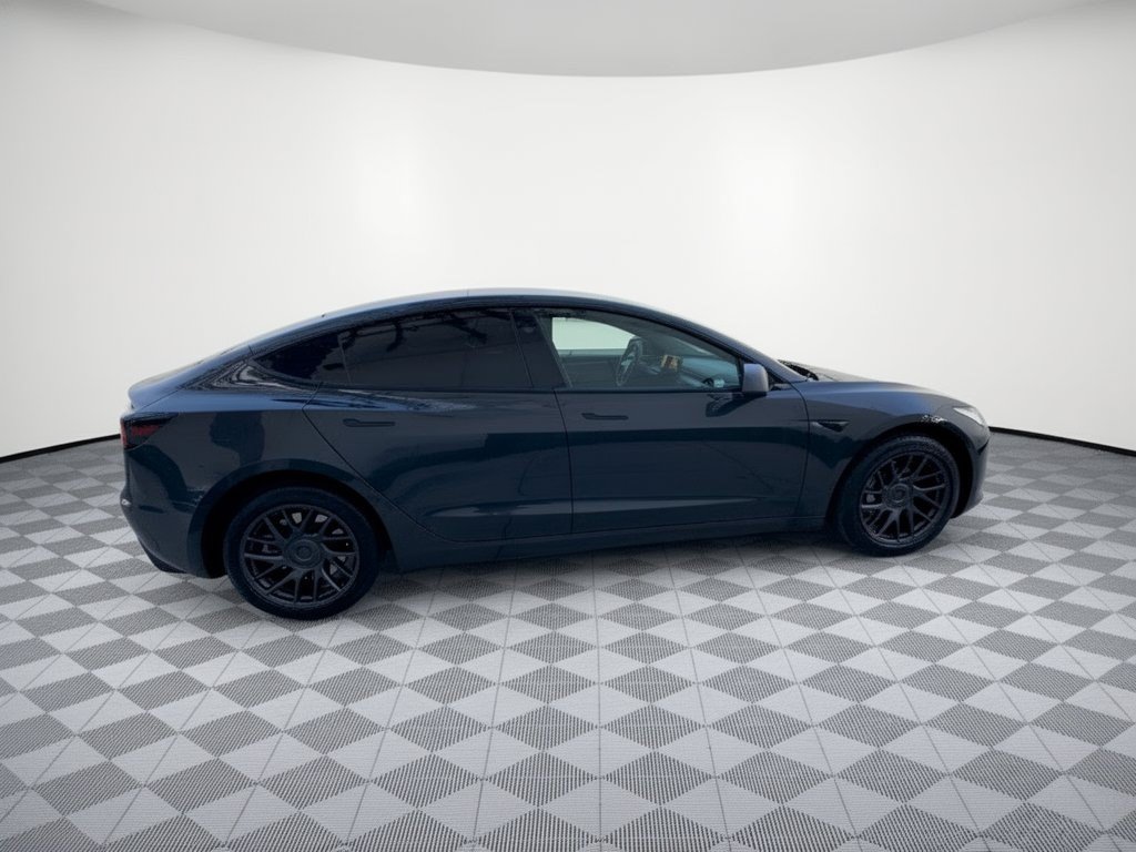 Used 2025 Tesla Model 3 Long Range RWD image 8