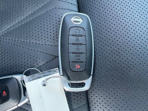 Certified 2023 Nissan Rogue Platinum w/ Platinum Premium Package AWD/4WD image 27