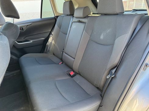 Used 2023 Toyota RAV4 LE image 17