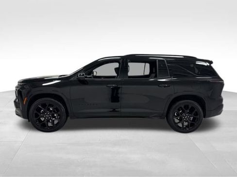 Certified 2024 Chevrolet Traverse RS image 3