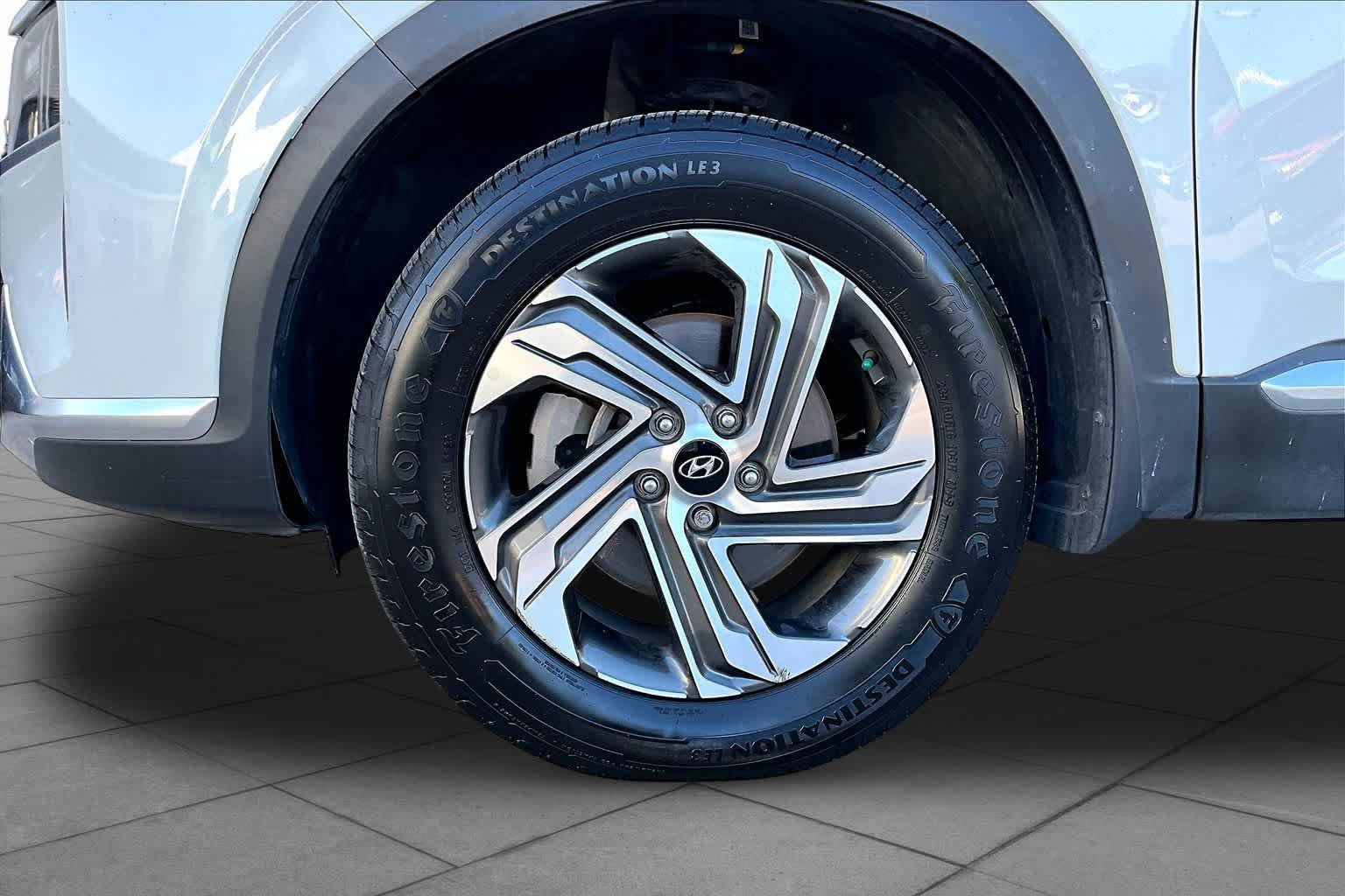 Used 2022 Hyundai Santa Fe SEL AWD/4WD image 11
