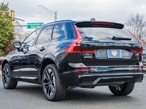 New 2026 Volvo XC60 T8 Plus w/ Protection Package Premier image 5
