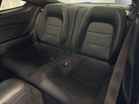 Used 2015 Ford Mustang Coupe image 13