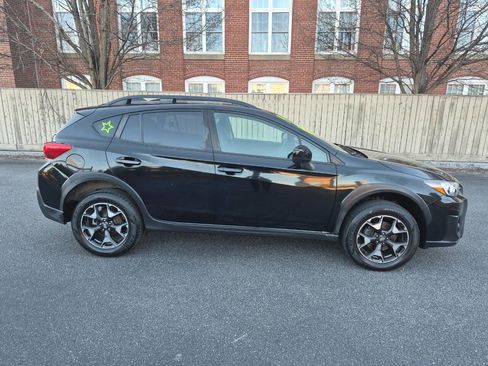 Used 2019 Subaru Crosstrek 2.0i Premium AWD/4WD image 3