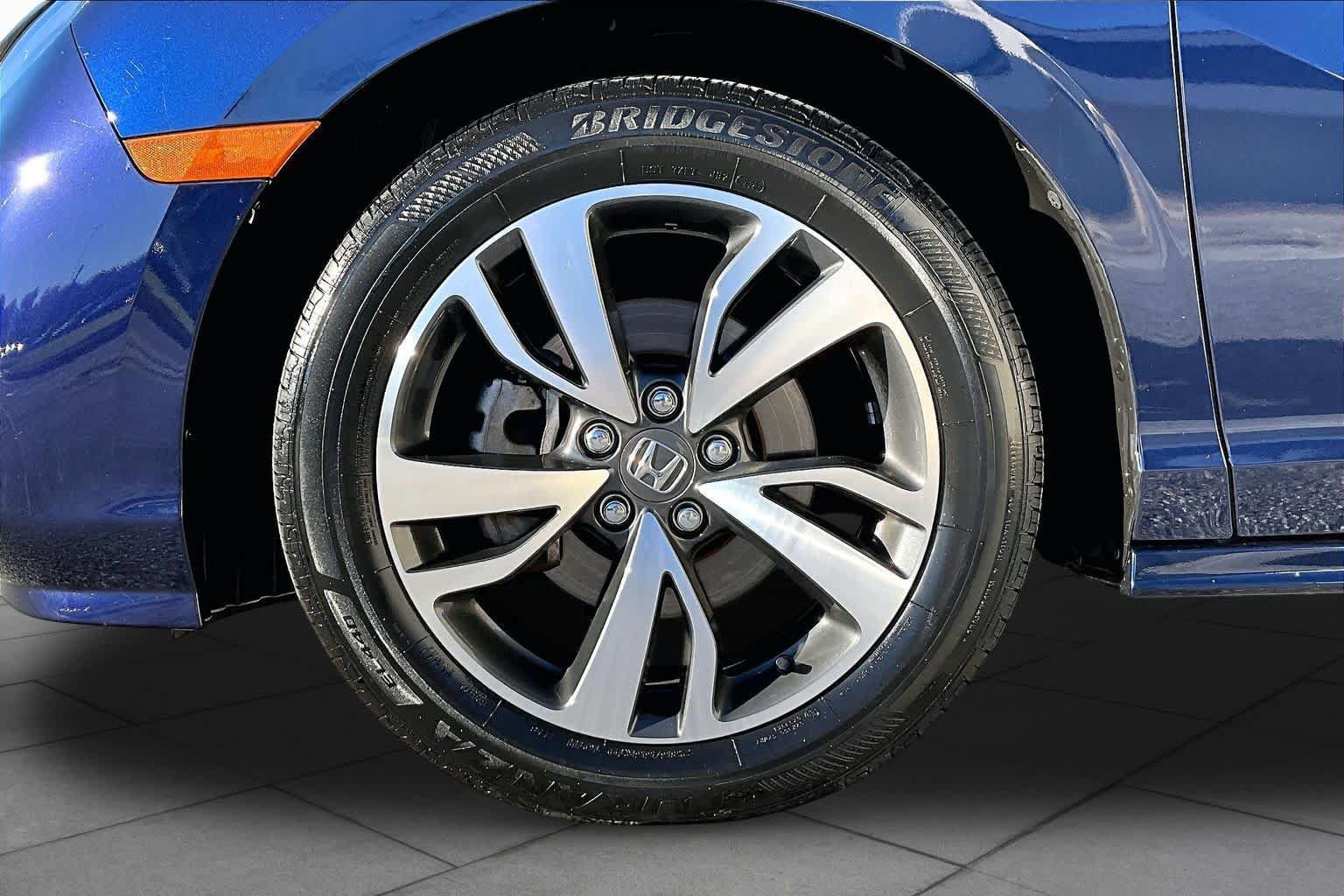 Used 2024 Honda Odyssey Touring image 11