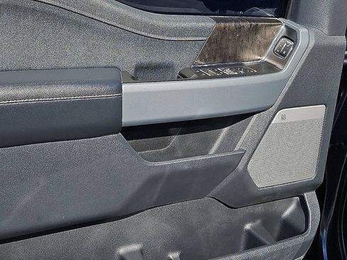 Used 2022 Ford F150 Lariat AWD/4WD image 21