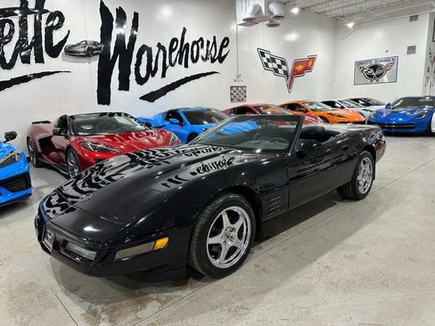 Used 1993 Chevrolet Corvette Convertible image 21