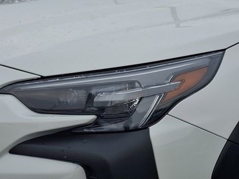 Certified 2025 Subaru Outback Onyx Edition image 9